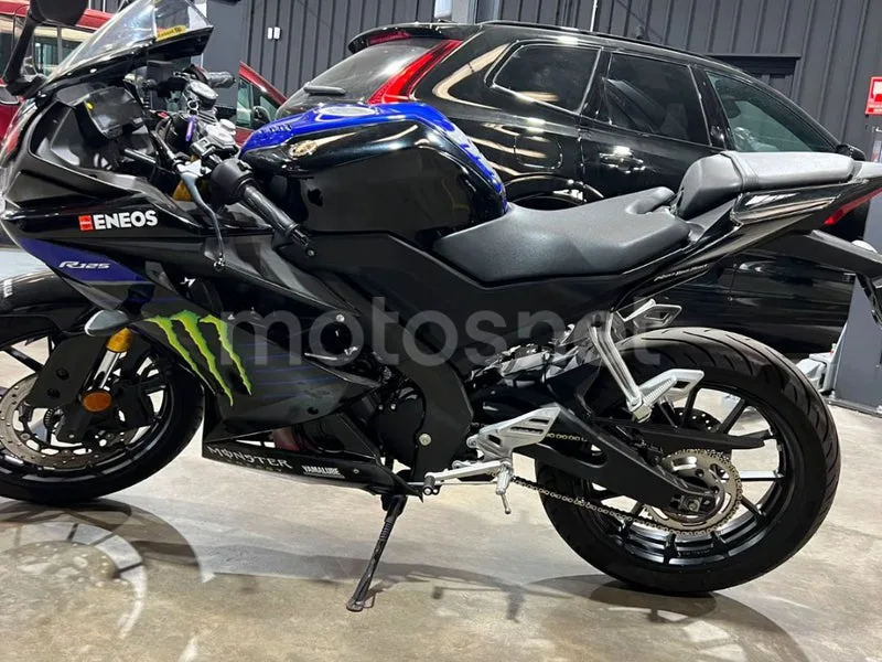 Yamaha YZF-R125 - Vista 3