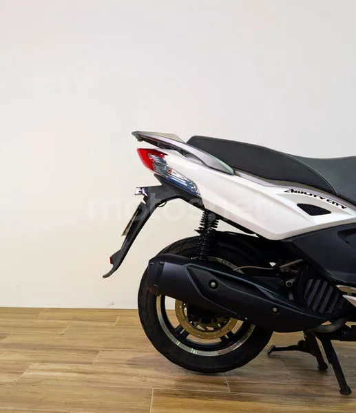 Kymco Agility City 125 - Vista 3
