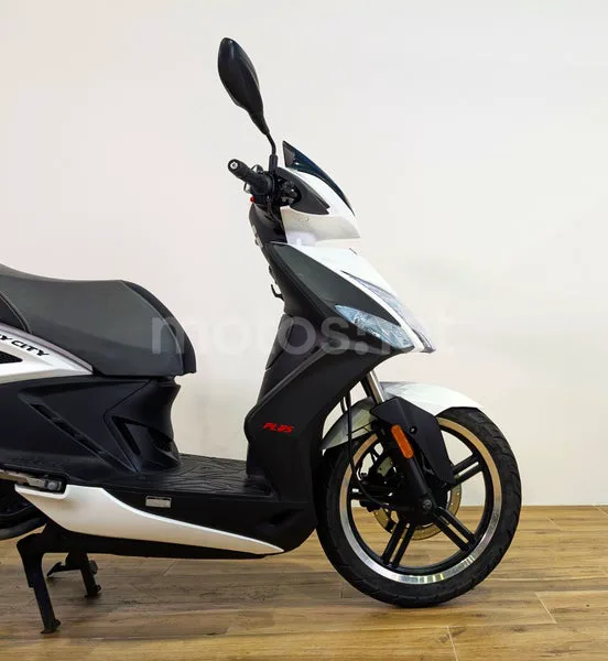 Kymco Agility City 125 - Vista 4