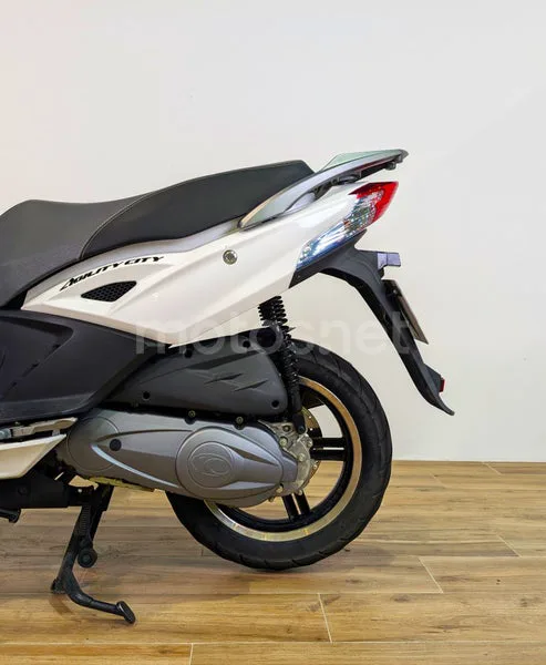 Kymco Agility City 125 - Vista 9