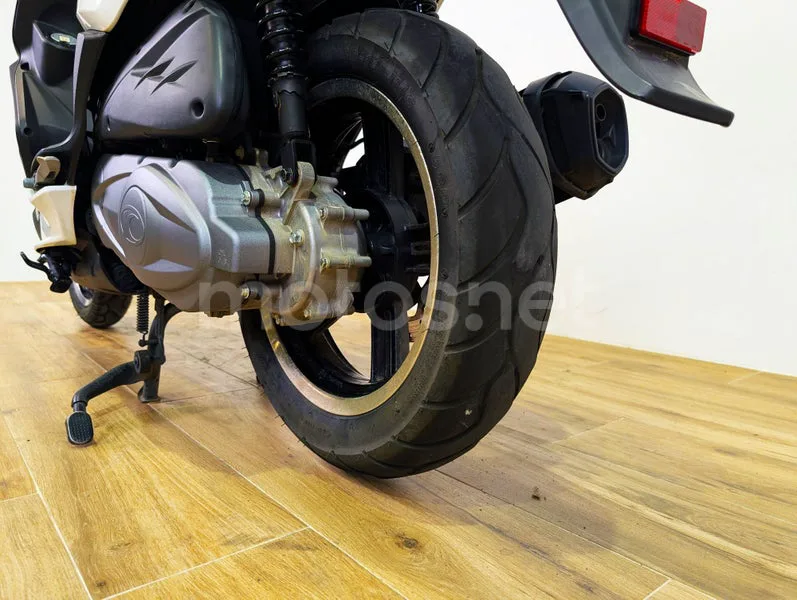 Kymco Agility City 125 - Vista 10