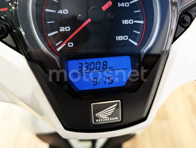Honda SH300i - Vista 7