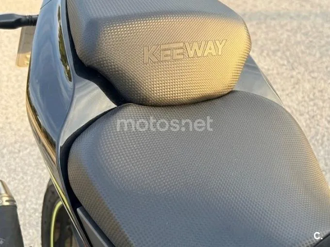 Keeway RKF 125 - Vista 8
