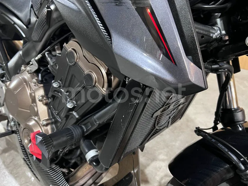 Honda CB650F - Vista 20