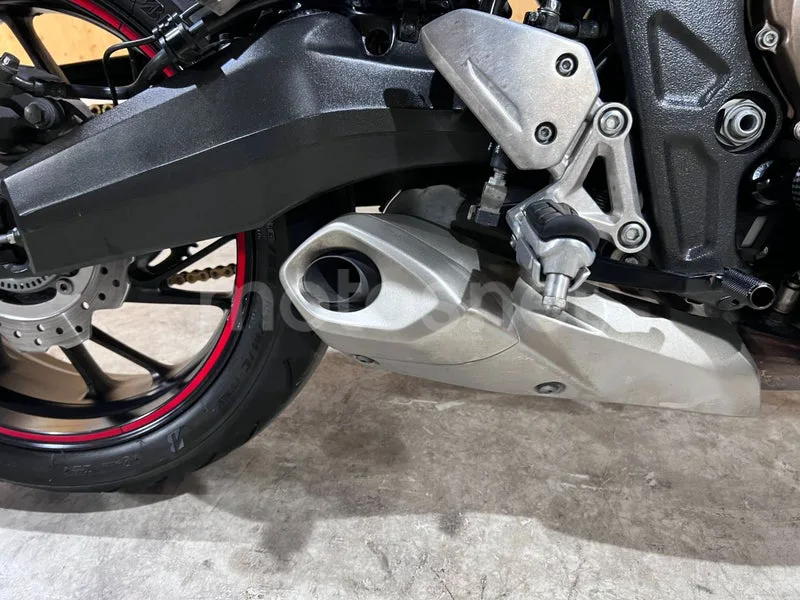 Honda CB650F - Vista 31