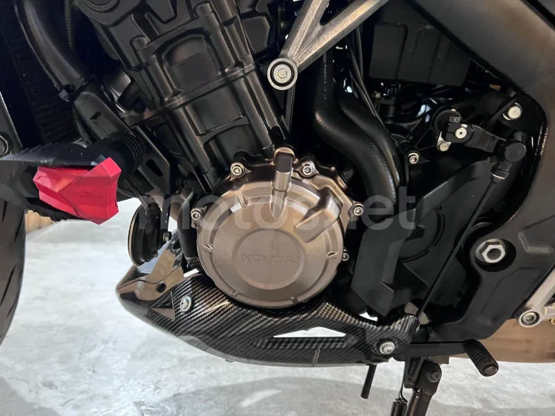 Honda CB650F - Vista 54