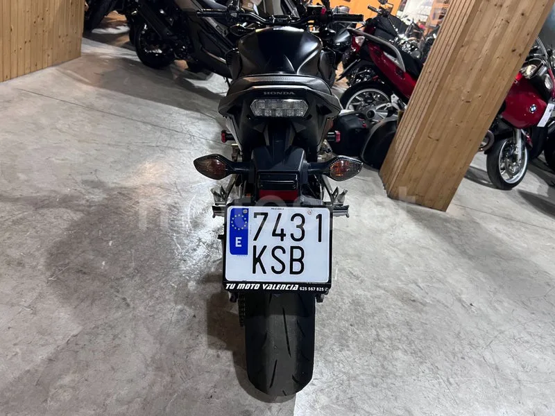 Honda CB650F - Vista 7