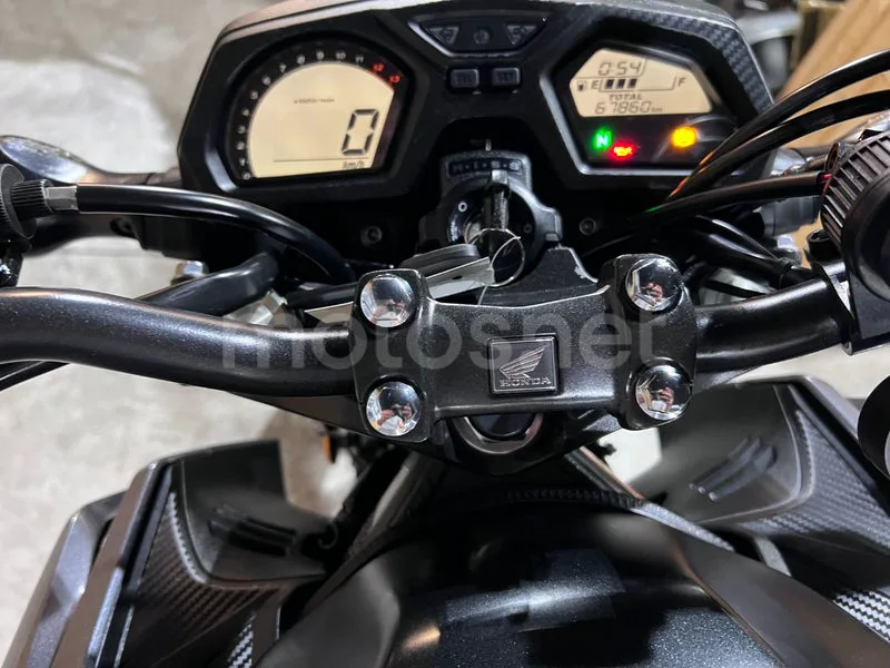 Honda CB650F - Vista 76