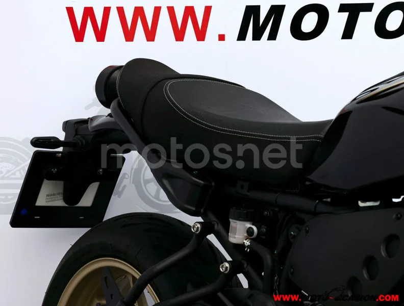 Yamaha XSR700 - Vista 11