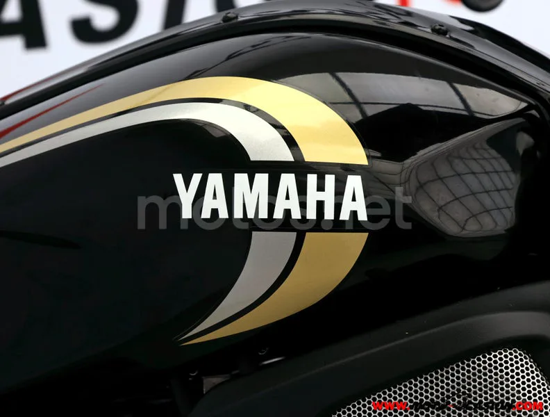Yamaha XSR700 - Vista 9