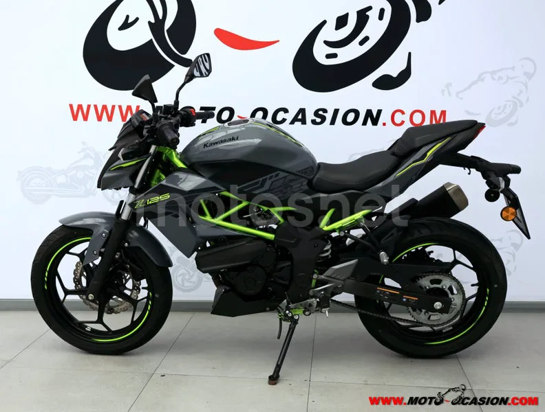 Kawasaki Z125 - Vista 7