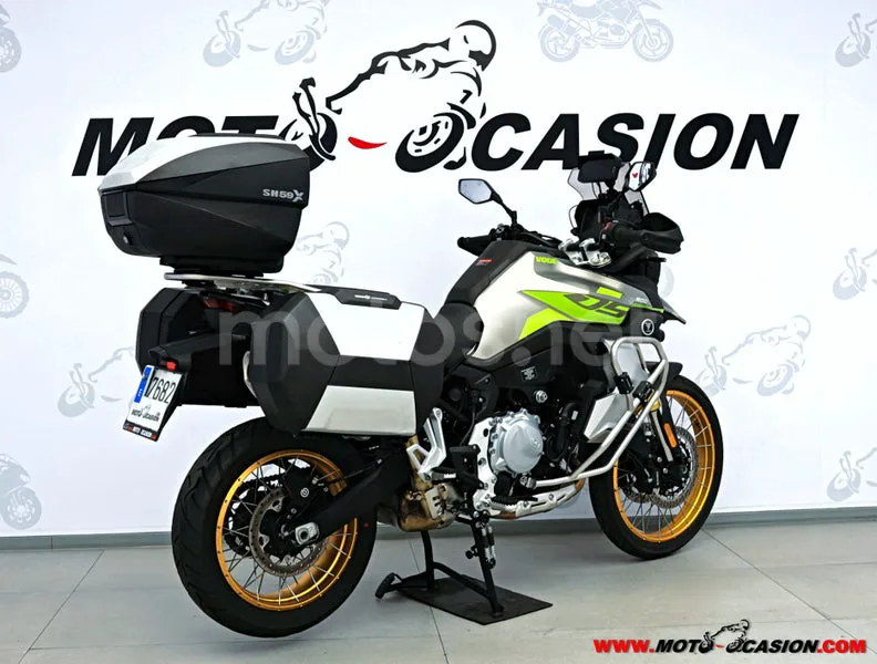 Voge 900DSX - Vista 3