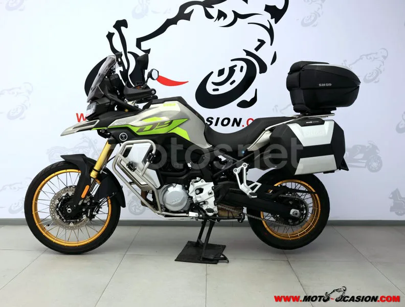 Voge 900DSX - Vista 6