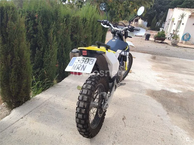 Husqvarna 701 Enduro - Vista 7