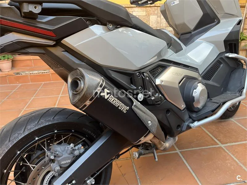 Honda X-ADV - Vista 3