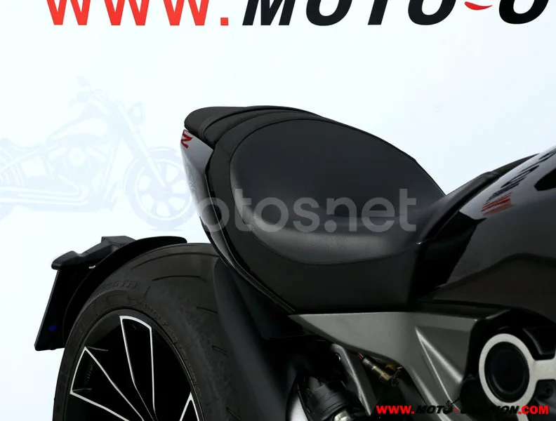 Ducati XDiavel - Vista 10