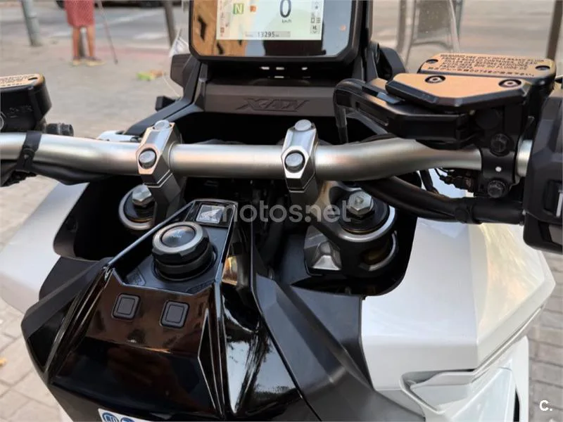 Honda X-ADV - Vista 3