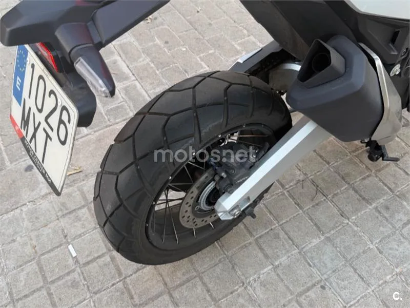 Honda X-ADV - Vista 6