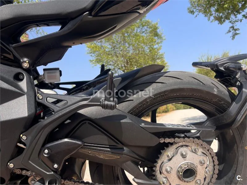 MV Agusta Brutale - Vista 9