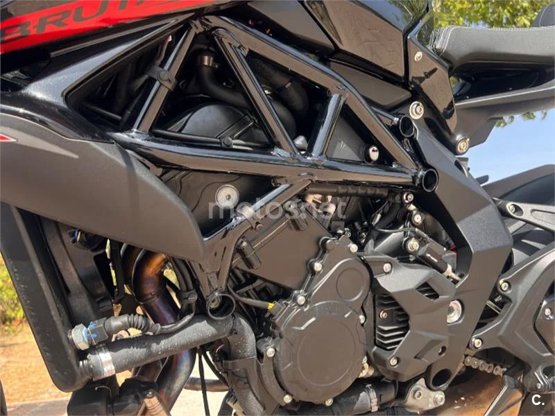 MV Agusta Brutale - Vista 10