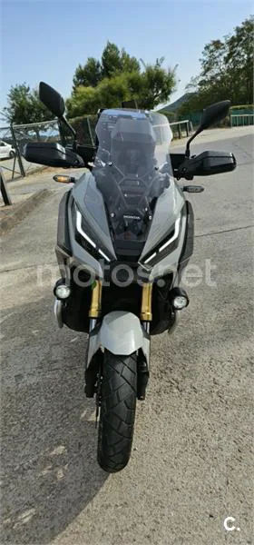 Honda X-ADV - Vista 3