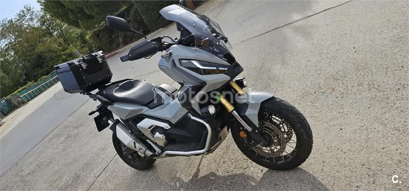 Honda X-ADV - Vista 4