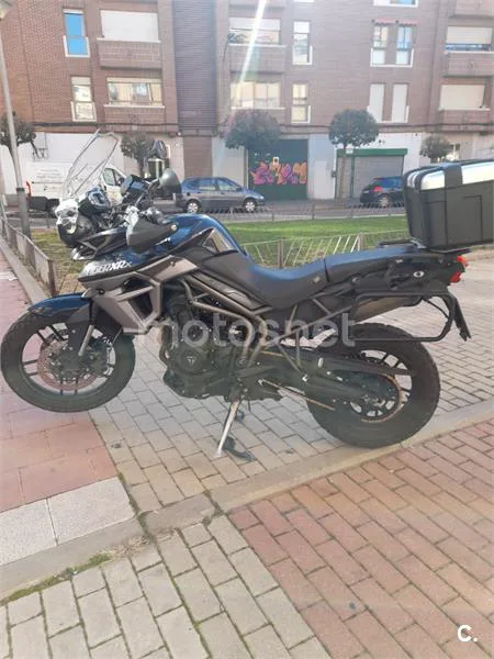 Triumph Tiger 800 XR - Vista 3