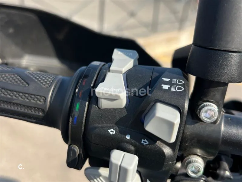 Benelli TRK 702 X - Vista 17