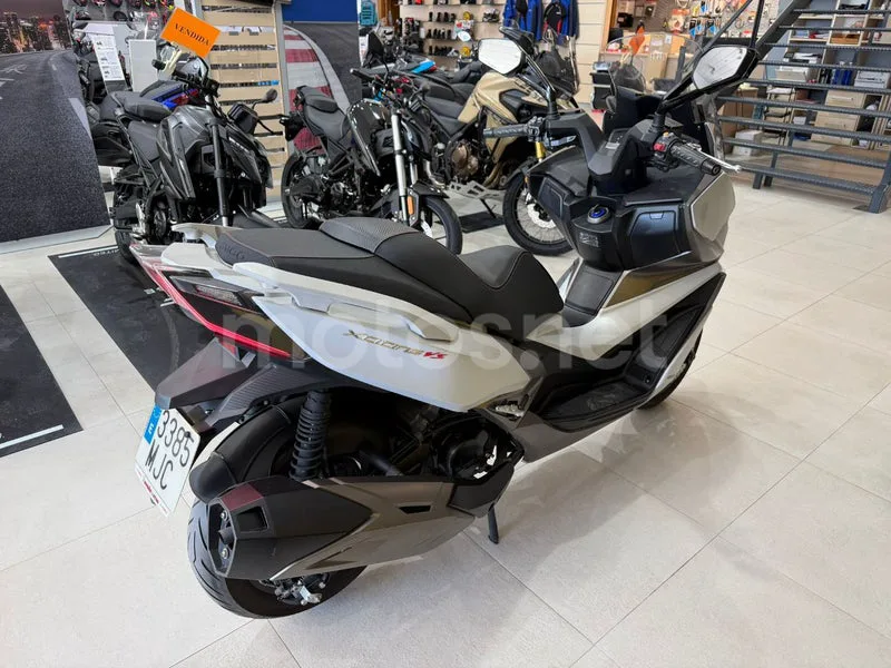Kymco Xciting VS 400 - Vista 3