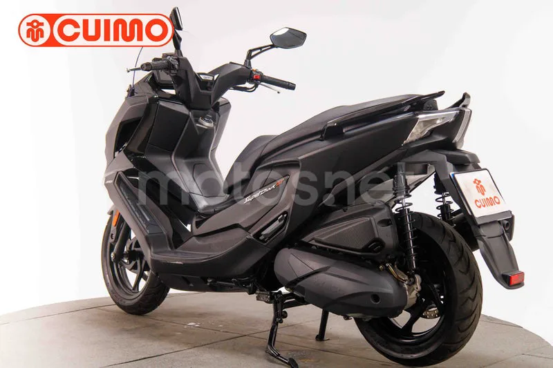 Kymco Super Dink 350 - Vista 6