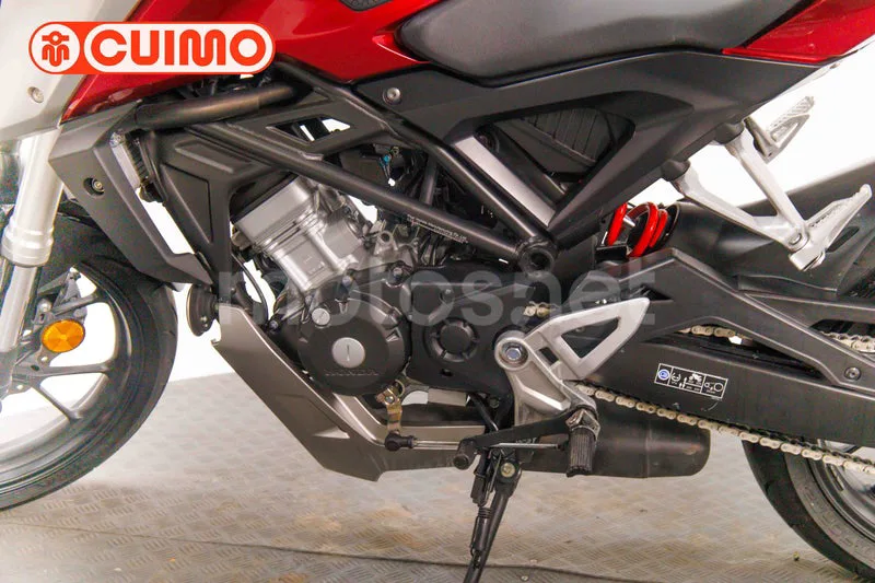 Honda CB125R - Vista 25