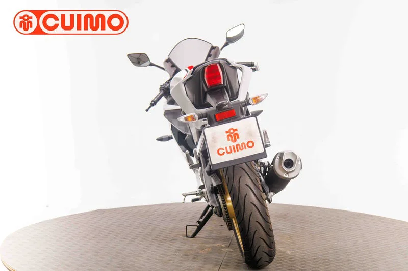 Yamaha YZF-R125 - Vista 5