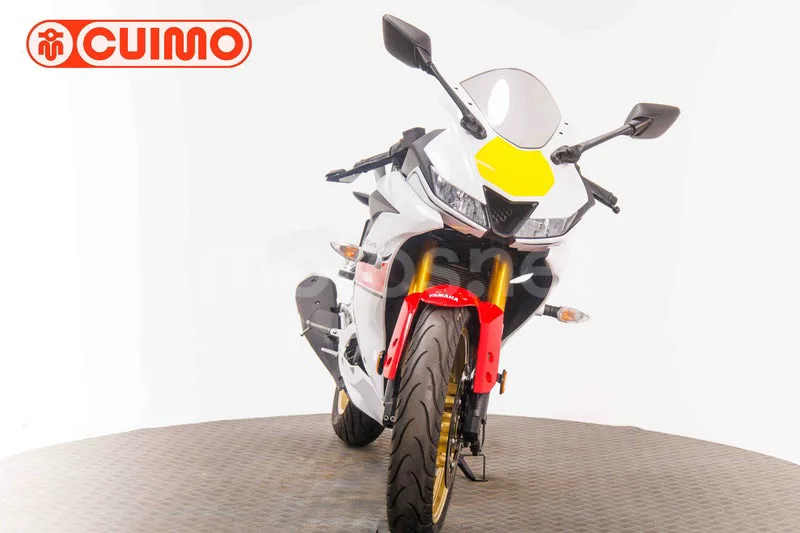 Yamaha YZF-R125 - Vista 10
