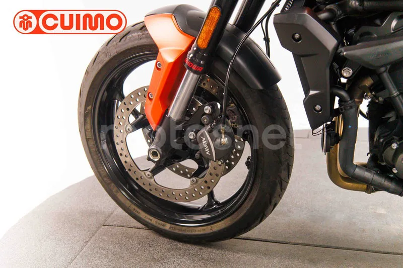 Triumph Trident 660 - Vista 26
