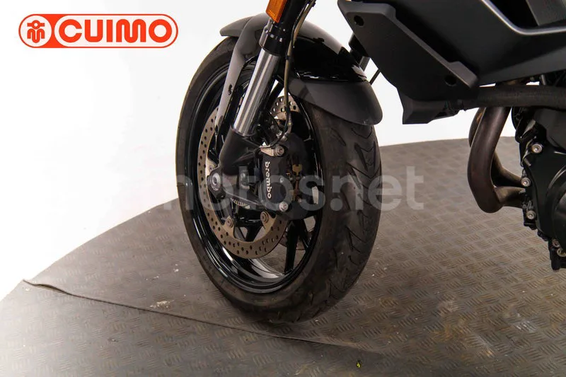 BMW F 900 XR - Vista 26