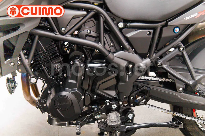 Benelli TRK 702 X - Vista 25