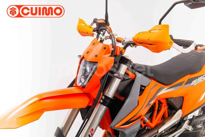 KTM 690 Enduro R - Vista 22