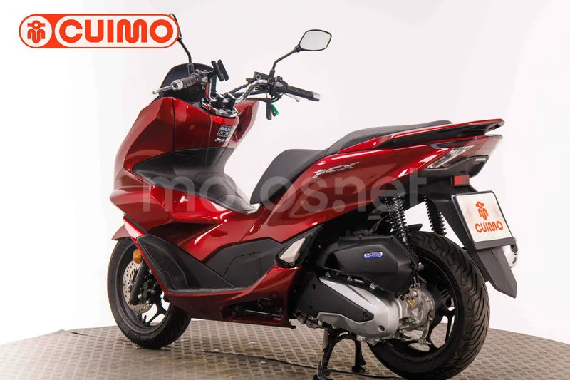 Honda PCX125 - Vista 6
