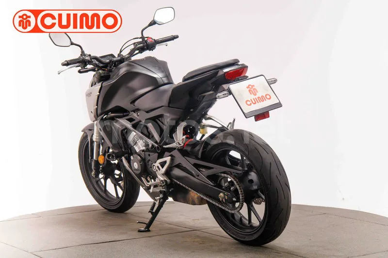 Honda CB125R - Vista 6