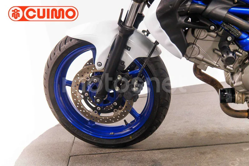 Suzuki Gladius 650 - Vista 40
