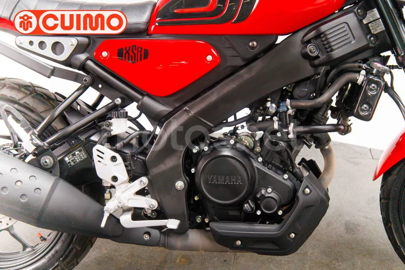 Yamaha XSR125 - Vista 15