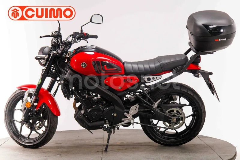 Yamaha XSR125 - Vista 8