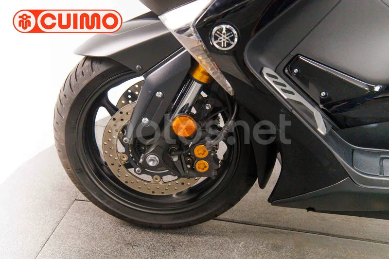 Yamaha TMAX 530 - Vista 22