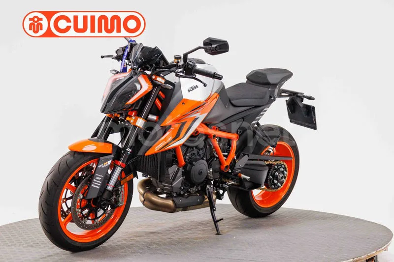 KTM 1290 Super Duke R - Vista 31