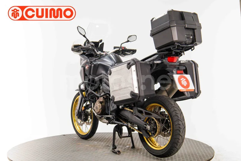 Honda CRF1000L Africa Twin - Vista 12