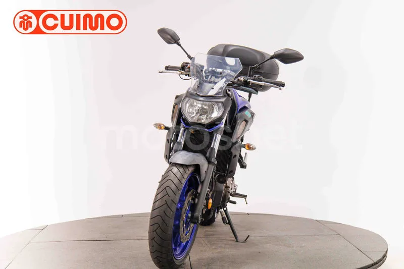 Yamaha MT-07 - Vista 10