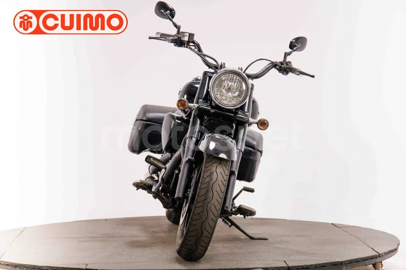 Suzuki Intruder C800 - Vista 10