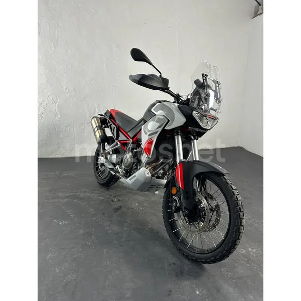 Aprilia Tuareg 660 - Vista 4