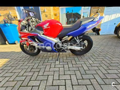 Honda CBR600F - Vista 3