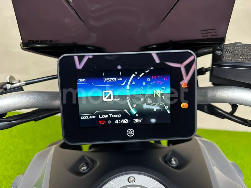 Yamaha MT-07 - Vista 7